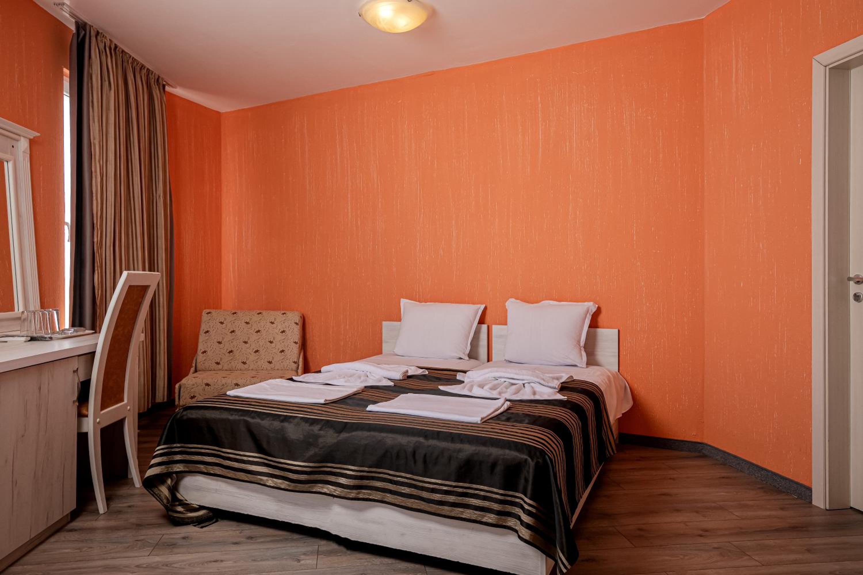 Hotel Paros 13/50