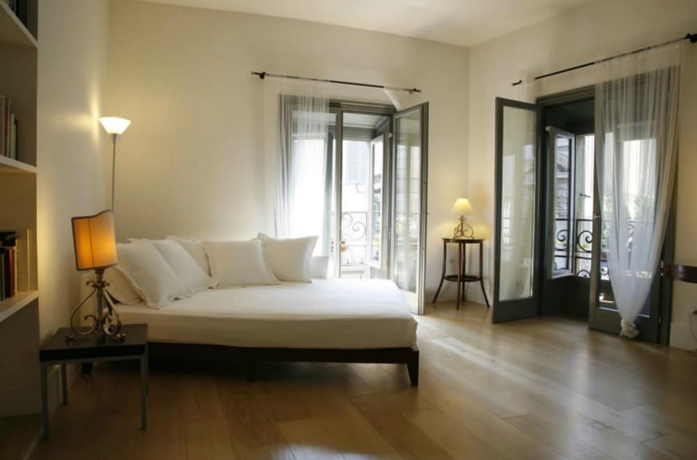 Milanosuites 7/28