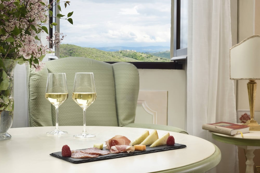 Relais Villa Monte Solare 35/50