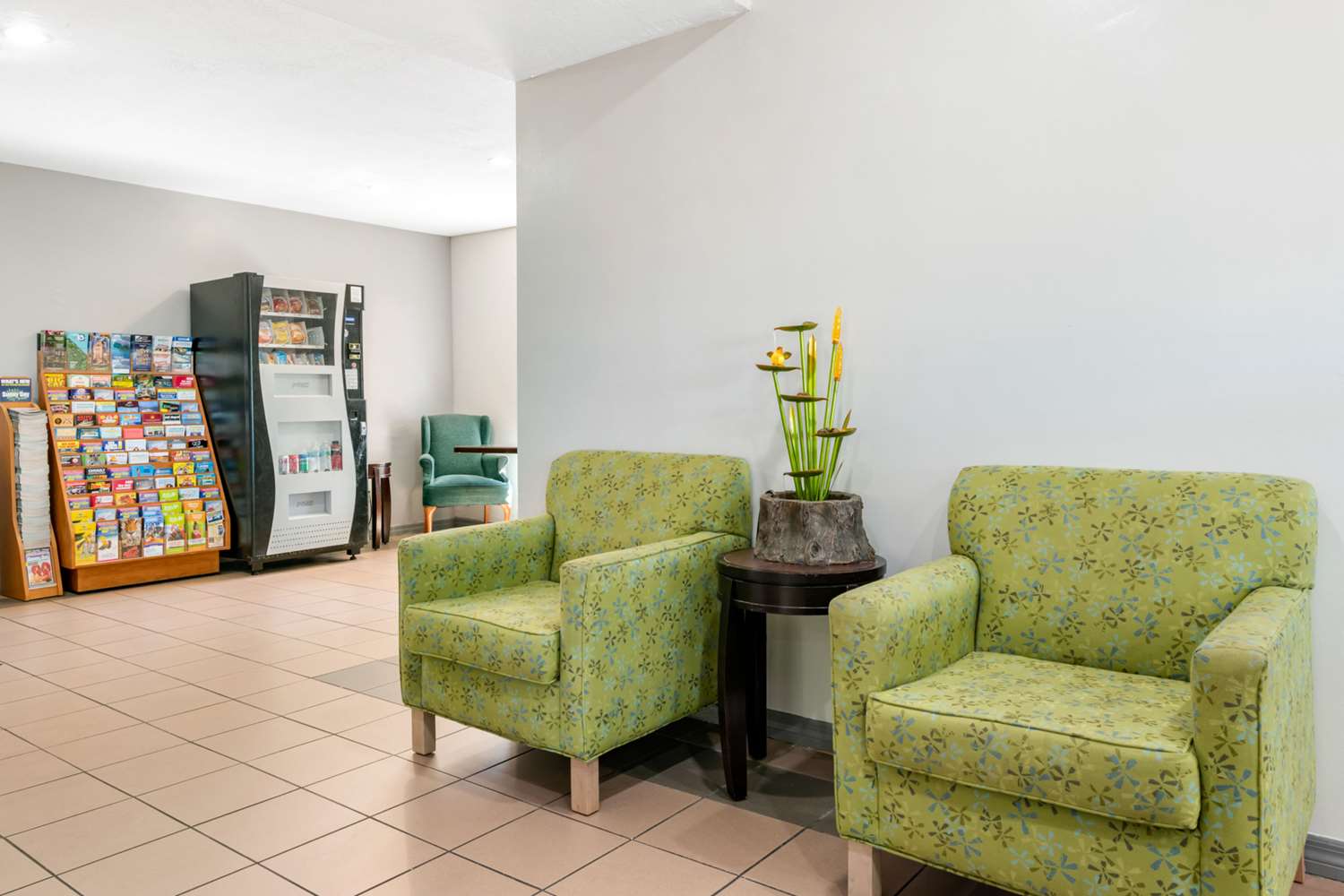 Quality Inn Sarasota North Near Lido Key Beach 21/30