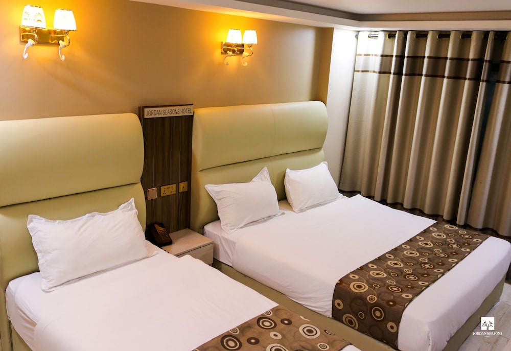 Jordan Seasons Hotel 35/50