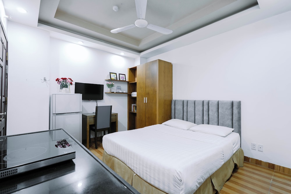 Granda Duy Tan Apartment 2 12/54