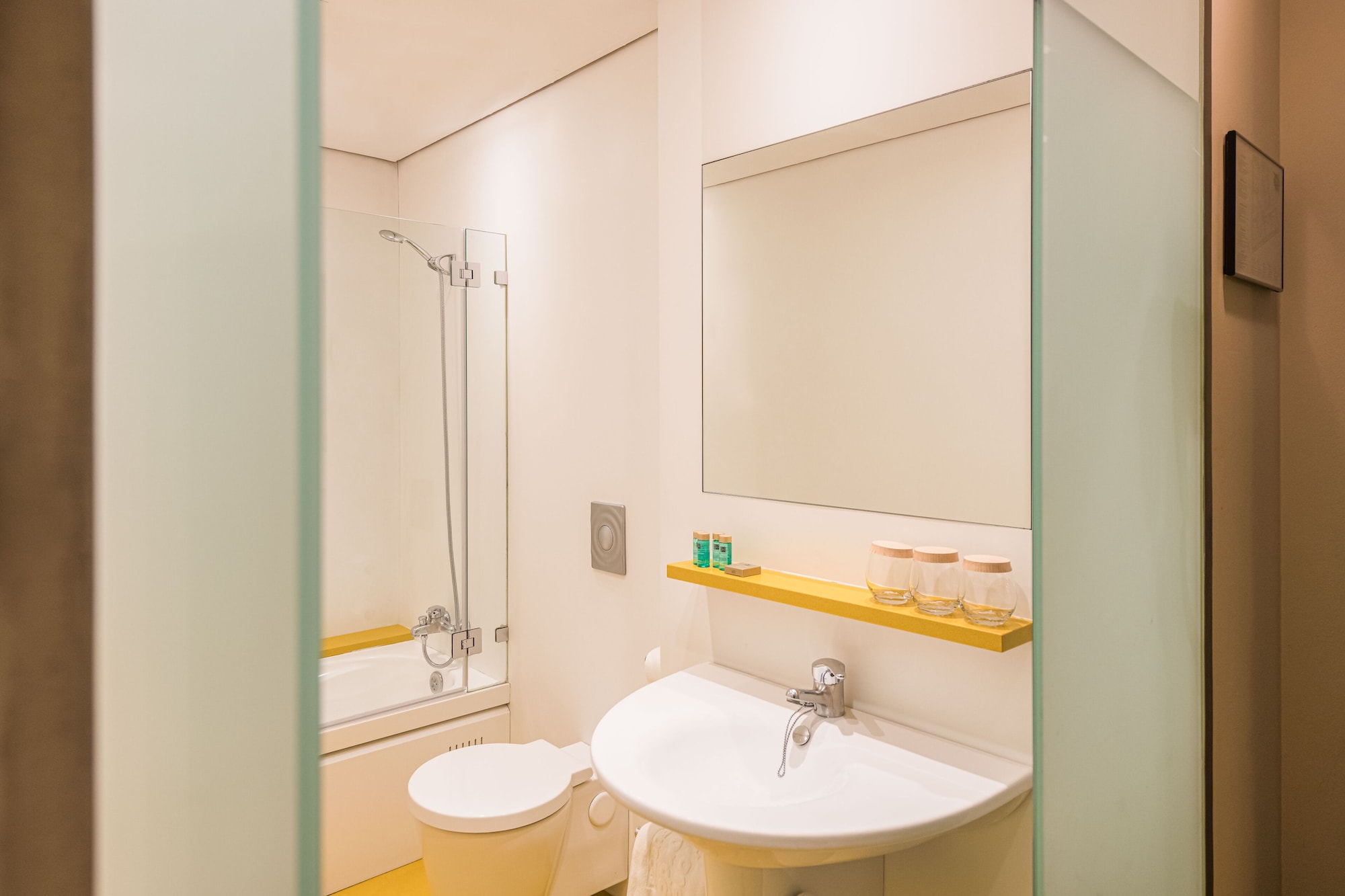 غرفة ثلاثية بثلاثة أسرّة، Emporda Hotel 4/4