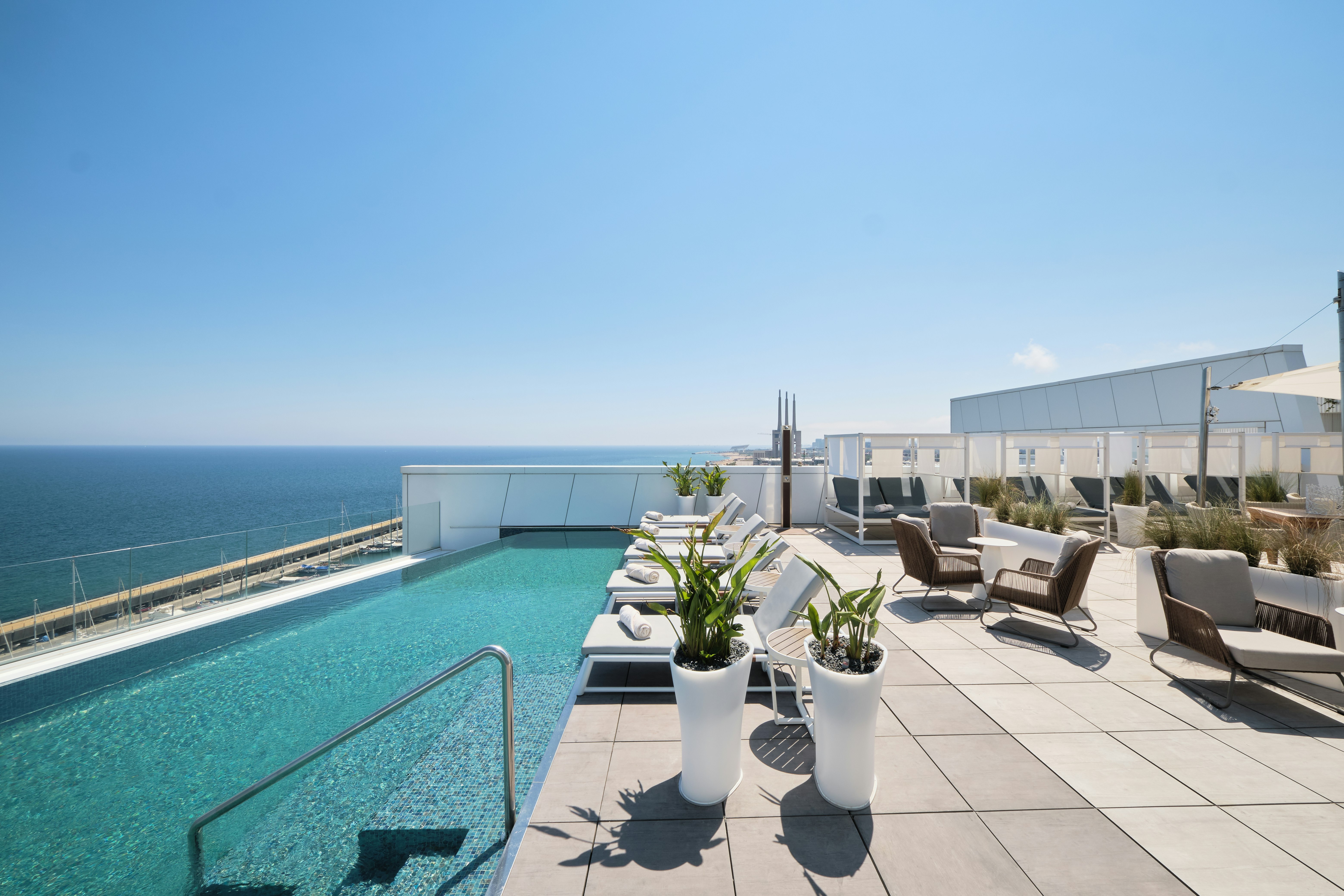 Hotel Marina Badalona 45/50