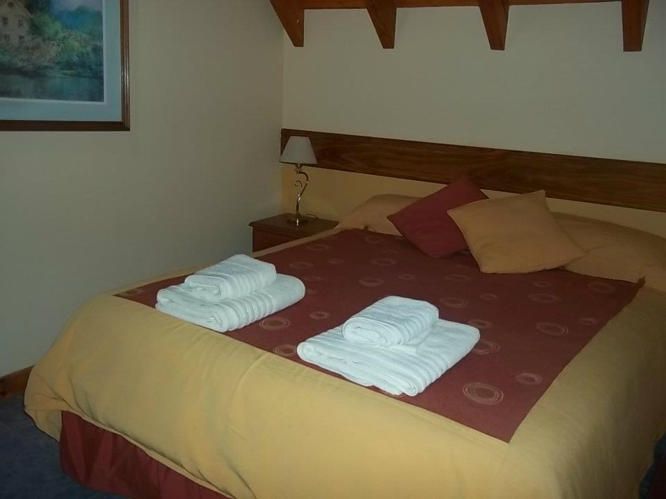 Room, Triple