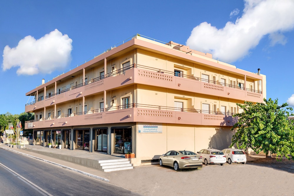 LOULADAKIS APARTMENTS 3/63