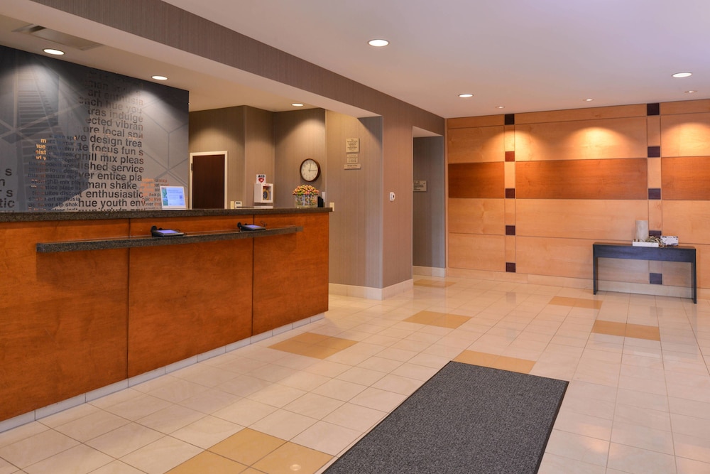 Springhill Suites Pittsburgh Mills 10/43