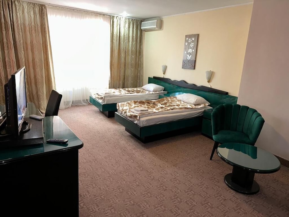 Dalin Hotel 11/21