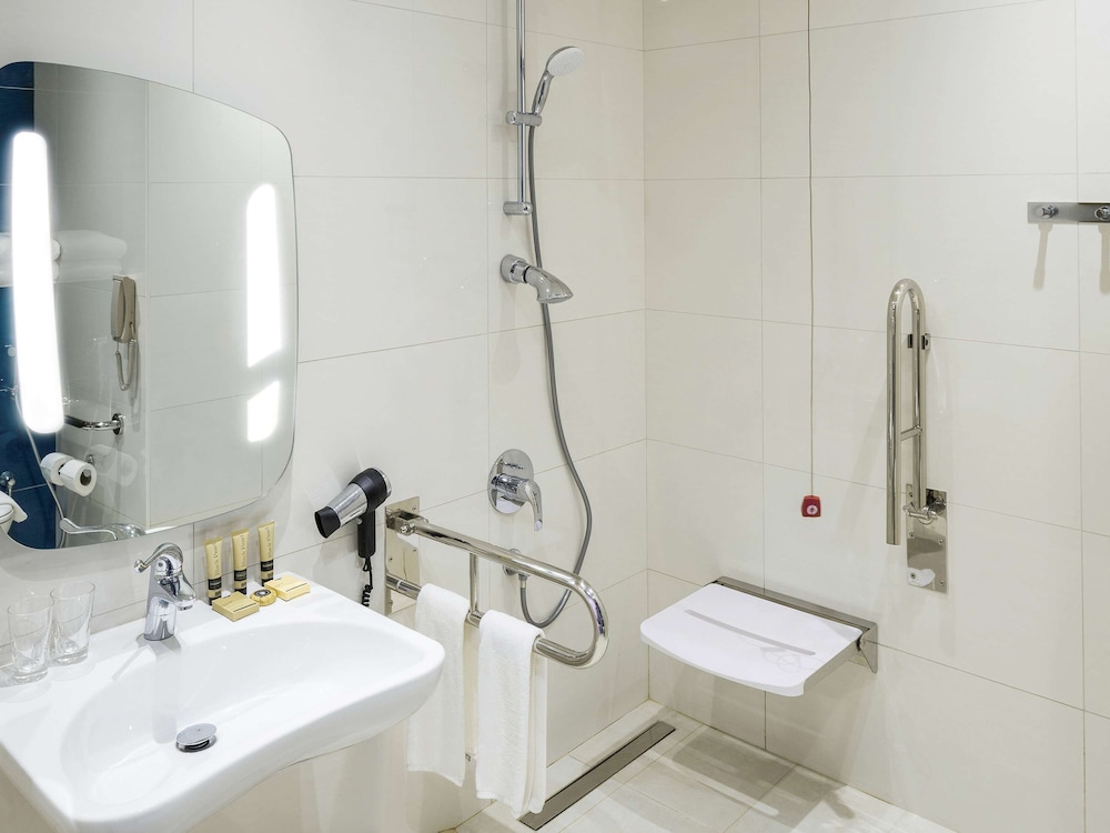 شقق أداجيو الفندقية جدة طريق الملك(Adagio Aparthotel Jeddah Malik Road) 72/73