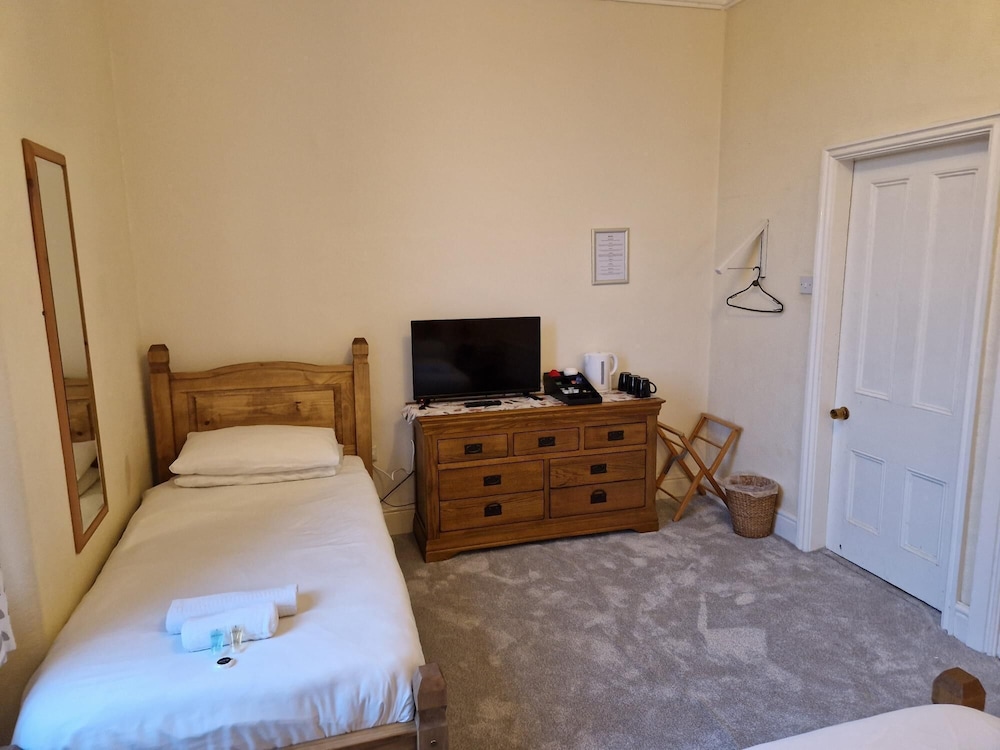 The Menai Hotel 20/46