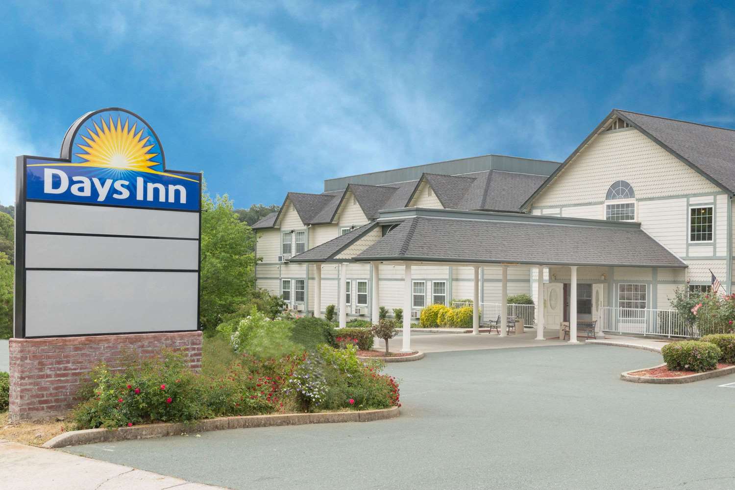 Kiota Inn & Event Center Sutter Creek, an Ascend Collection Hotel 2/13