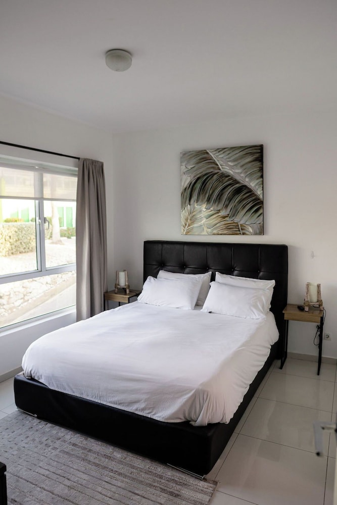 LOFT, DELUXE