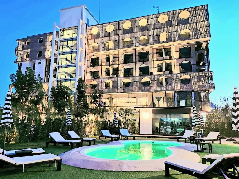 Hotel Fuse Rayong 2/50