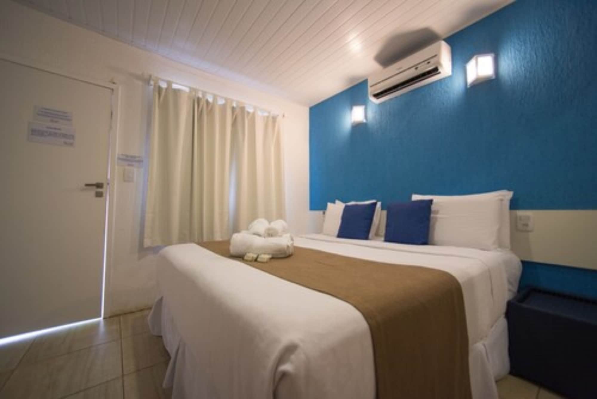 Room, Double or Twin Bed