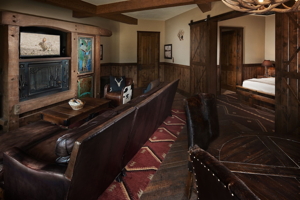 Big Cypress Lodge 39/50