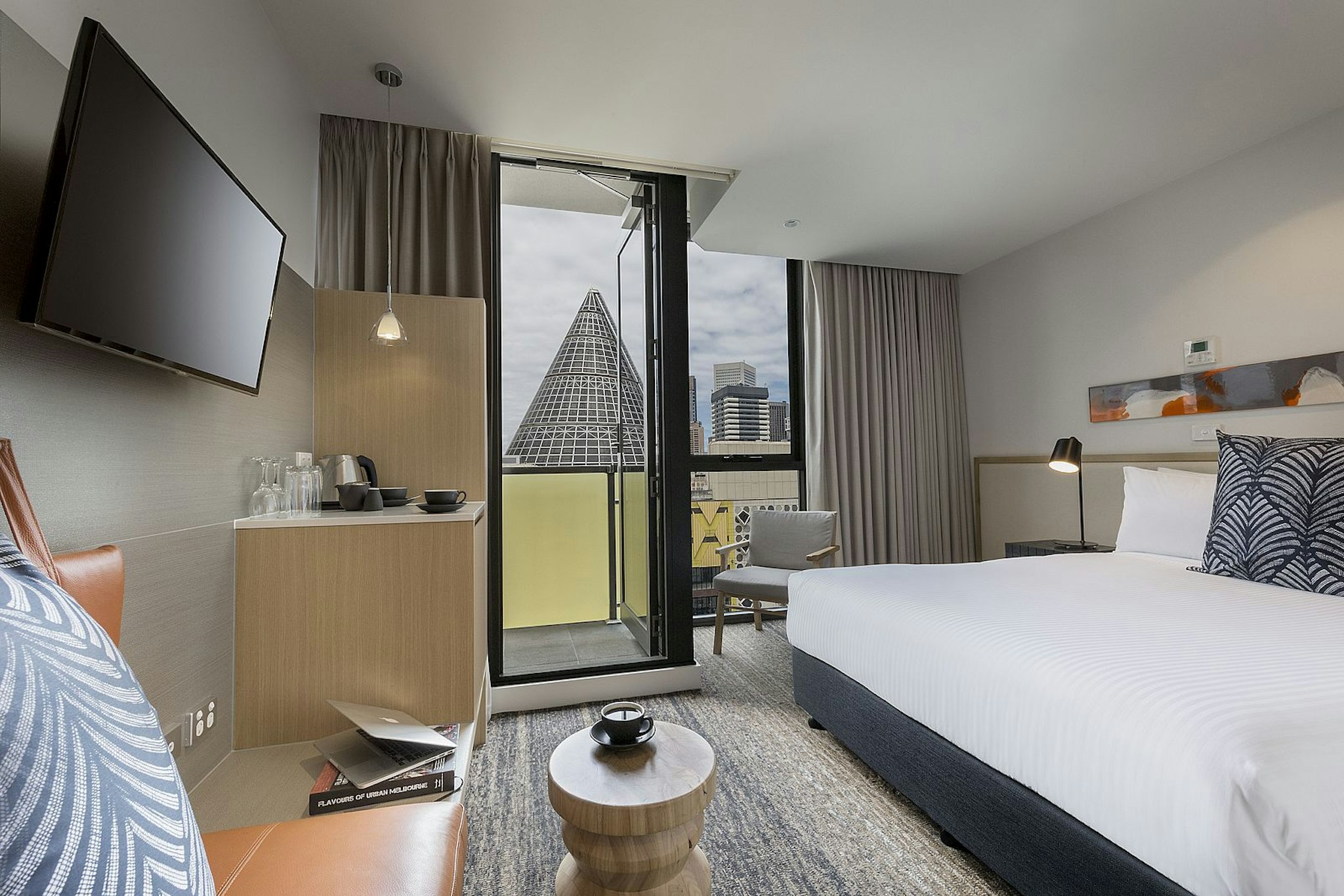 Brady Hotel Central Melbourne 10/42