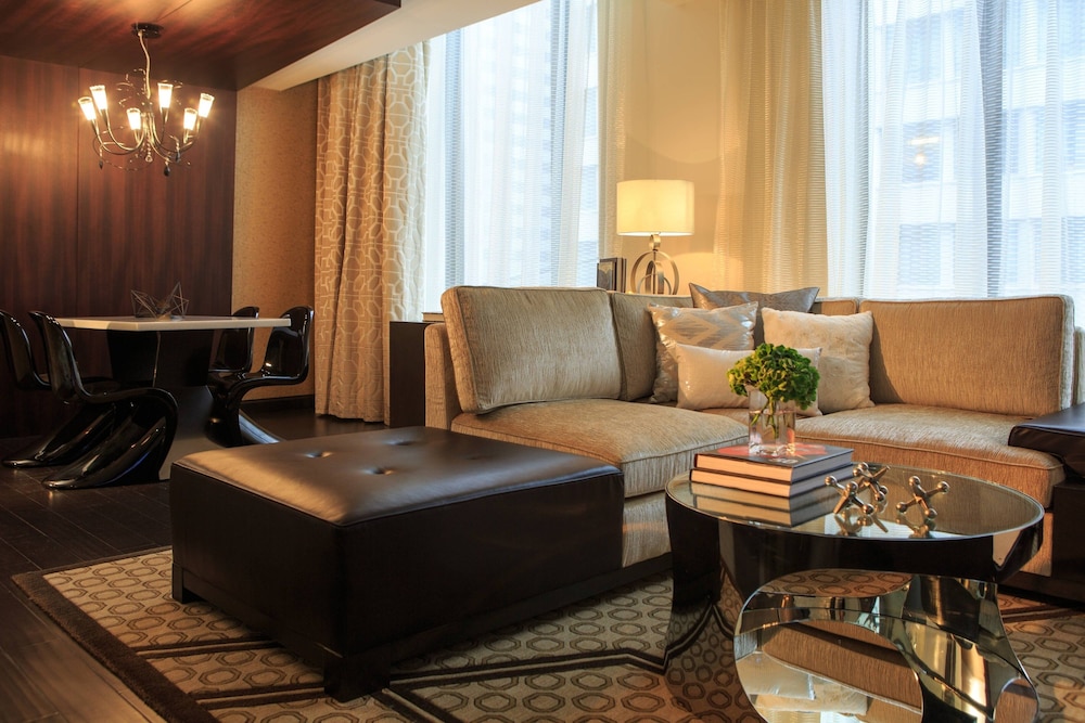 RENAISSANCE DENVER DOWNTOWN CITY CENTER HOTEL 32/56