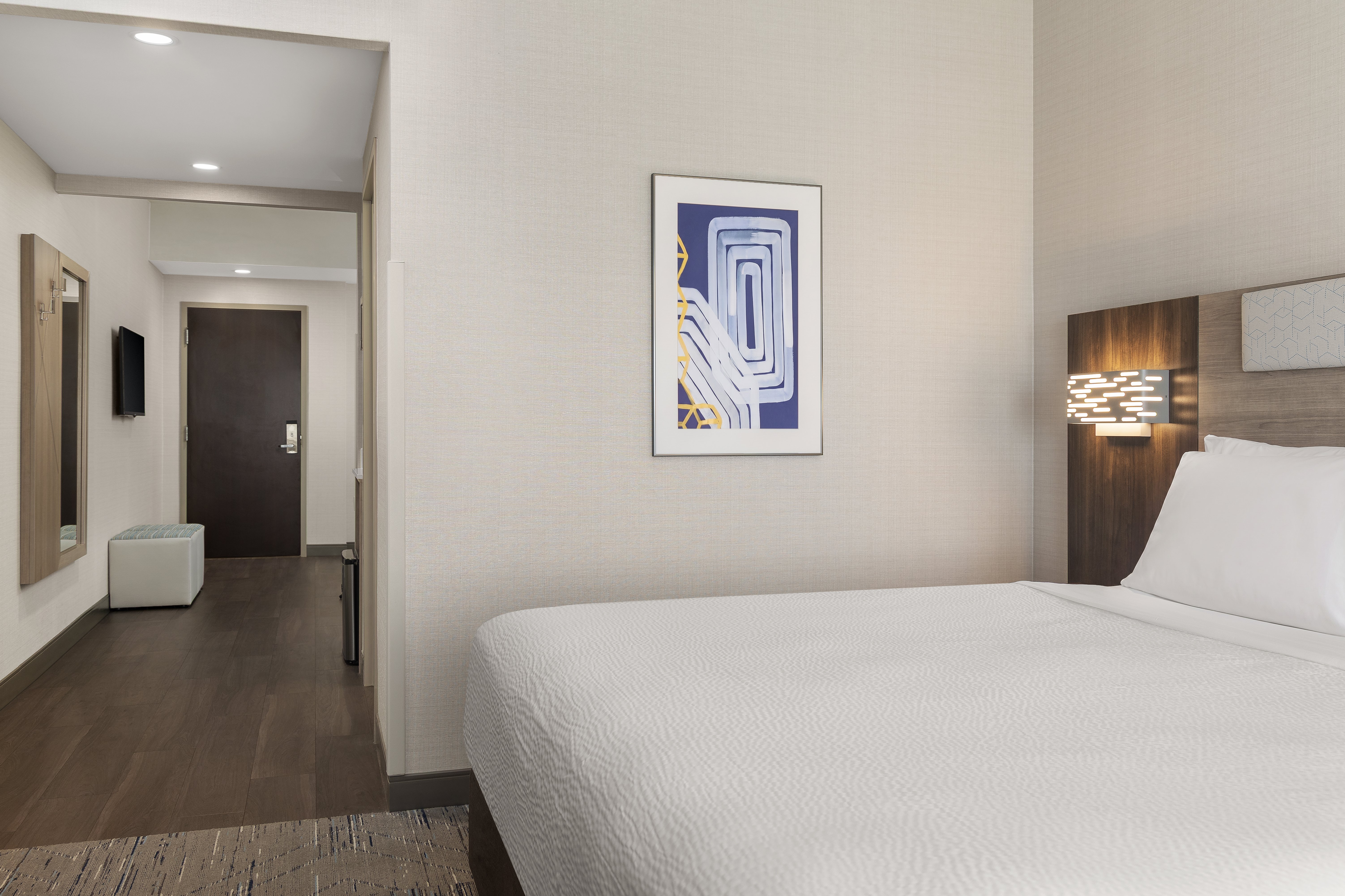 Holiday Inn Express Suites Vaughan 29/78