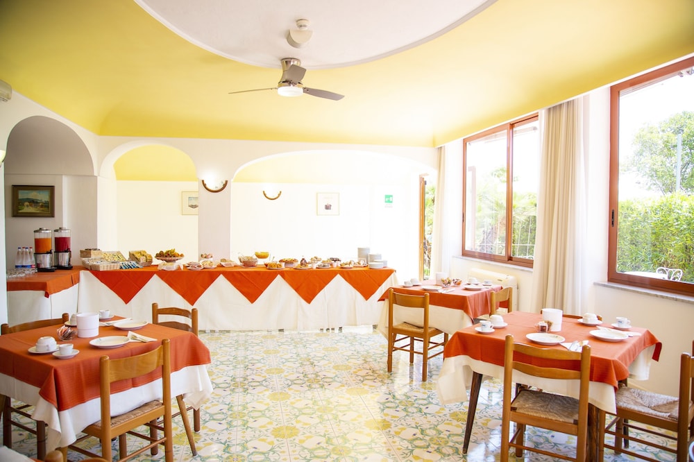 Hotel La Mandorla 21/50