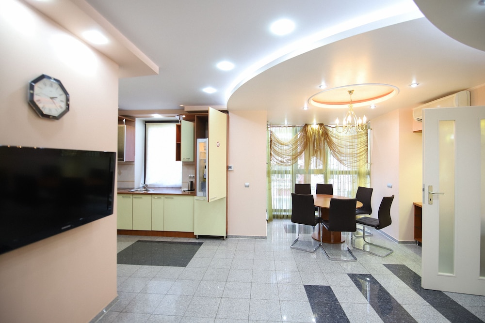 Prestige Apart Hotel 2/49