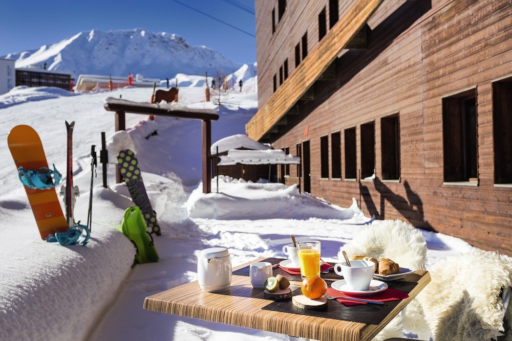 Hotel La Plagne Le Terra Nova - Winter 58/64