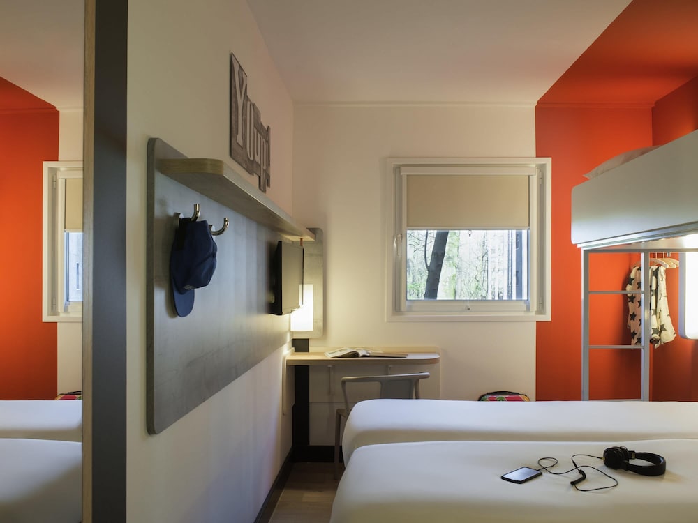 Ibis Budget Amsterdam Airport 35/60
