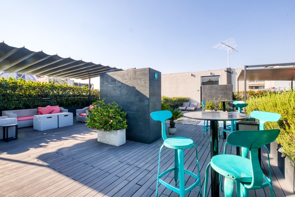 AR 218 Hotel by ULIV 50/58