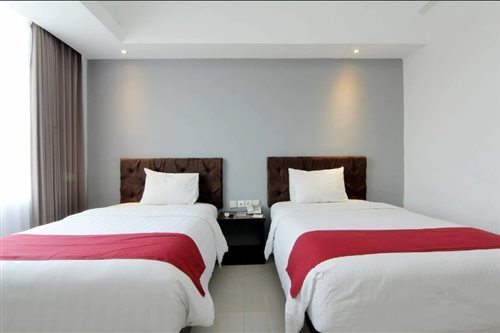 Deluxe, Twin Beds