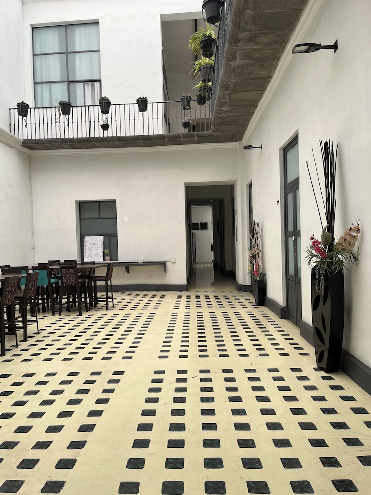 Hotel Alhaja 46/50