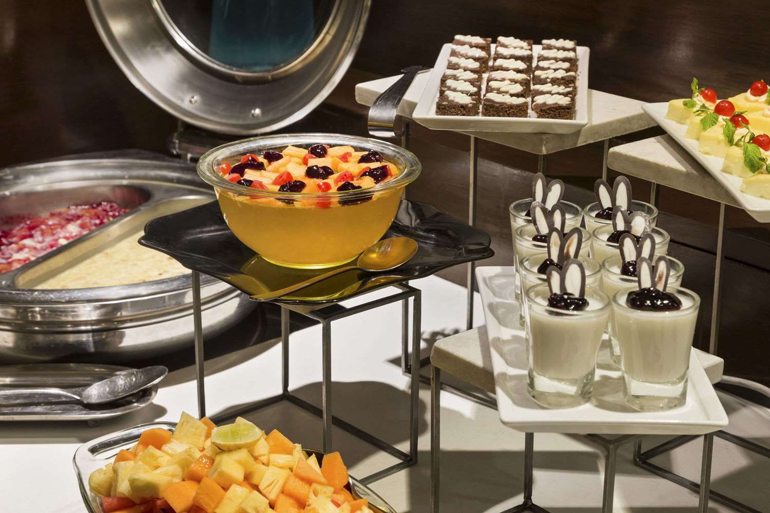 Ramada Encore Bangalore Domlur 28/50