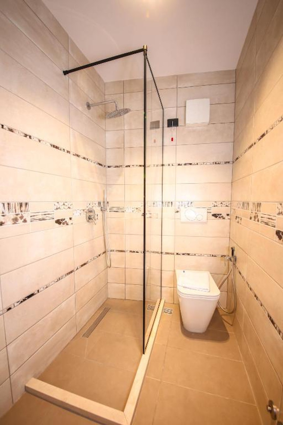 Comfort Boutique Hotel Tirana 58/60