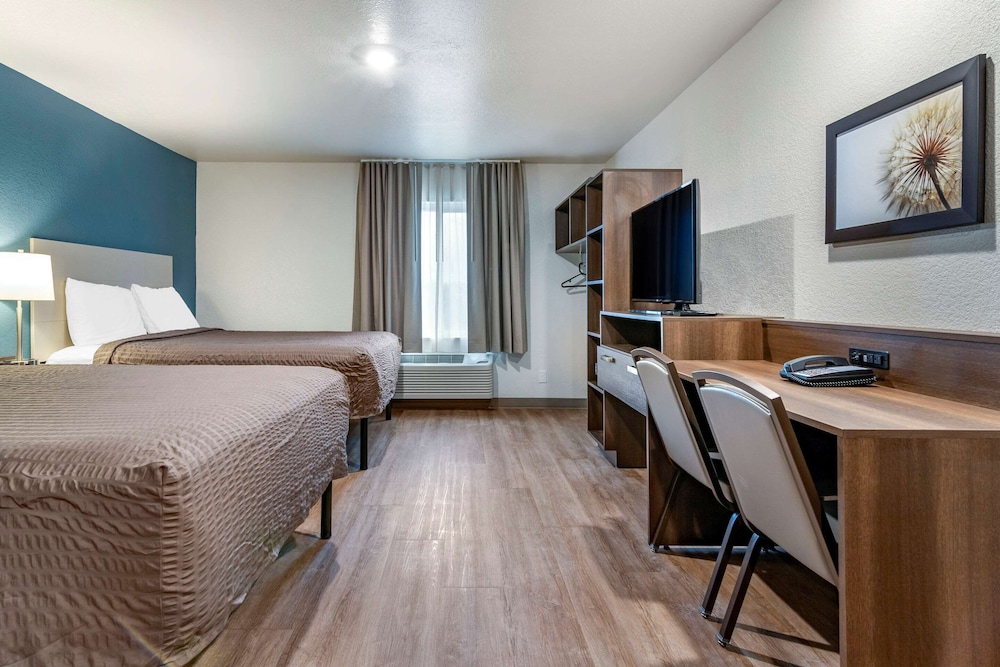 WoodSpring Suites Brunswick 7/31