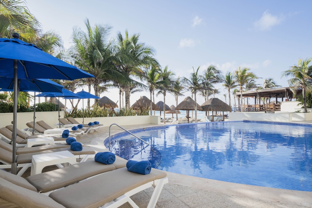 Hotel NYX Cancun 38/56