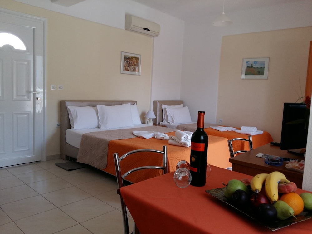 Pavloudis Apartments 15/50