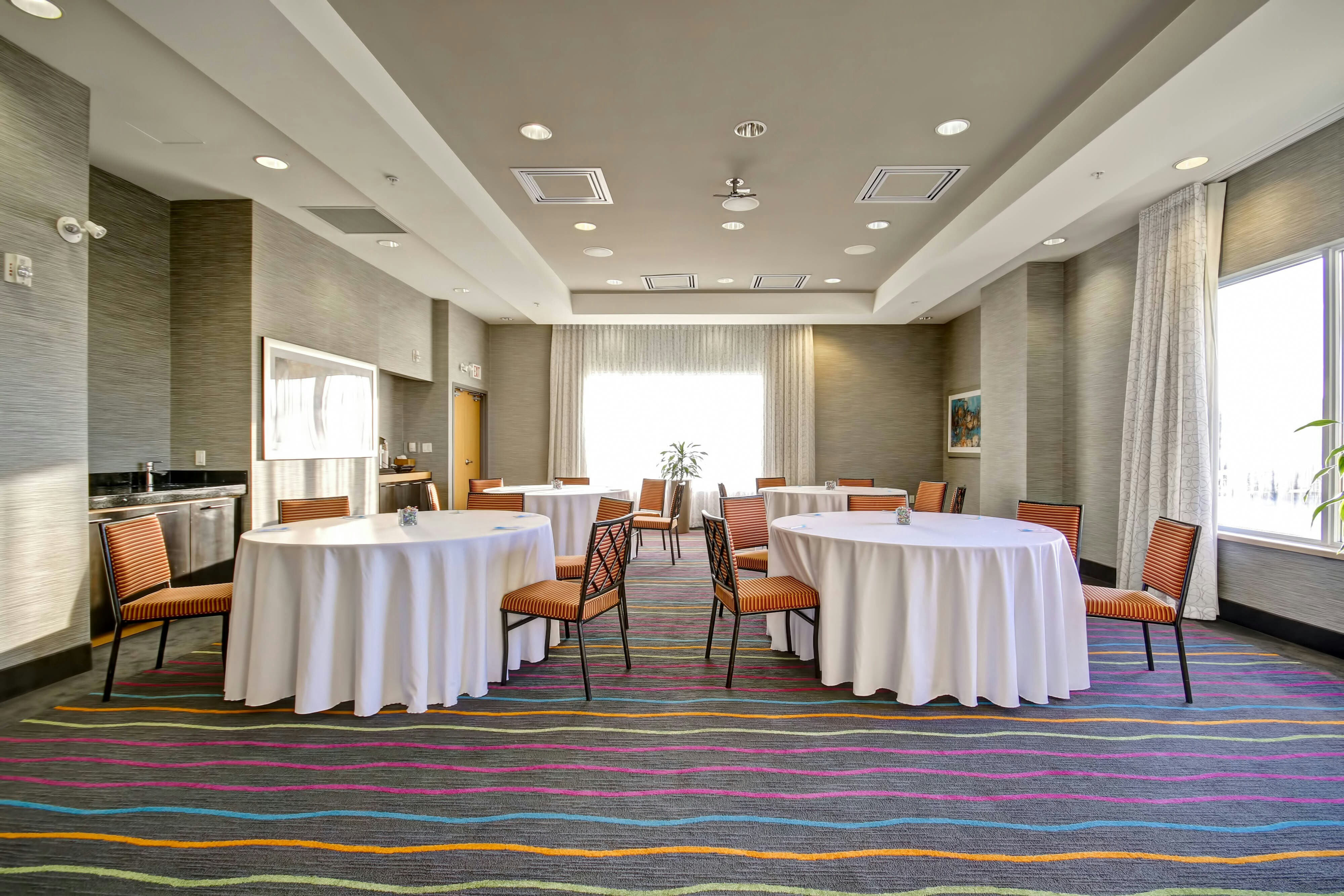 Fairfield Inn and Suites by Marriott Guelph 7/25