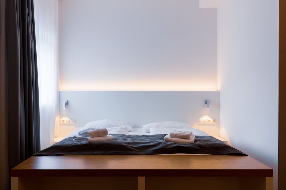 Mk Hotel Munchen Max-Weber-Platz 68/70