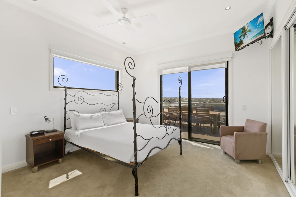 The Esplanade Resort and Spa 32/49