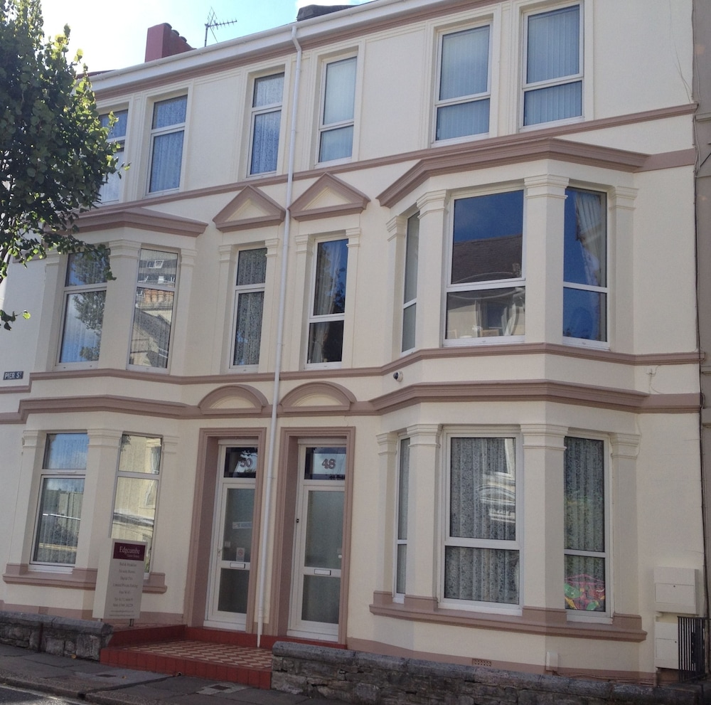 Edgcumbe Guest House 1/32