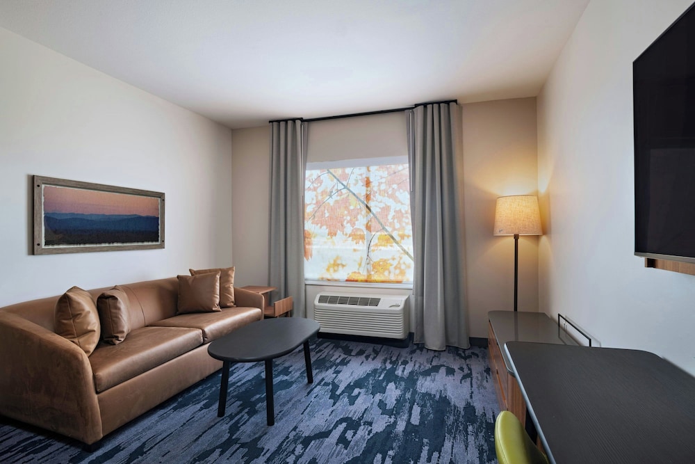 Fairfield Inn & Suites Fort Worth Alliance Airport 8/18
