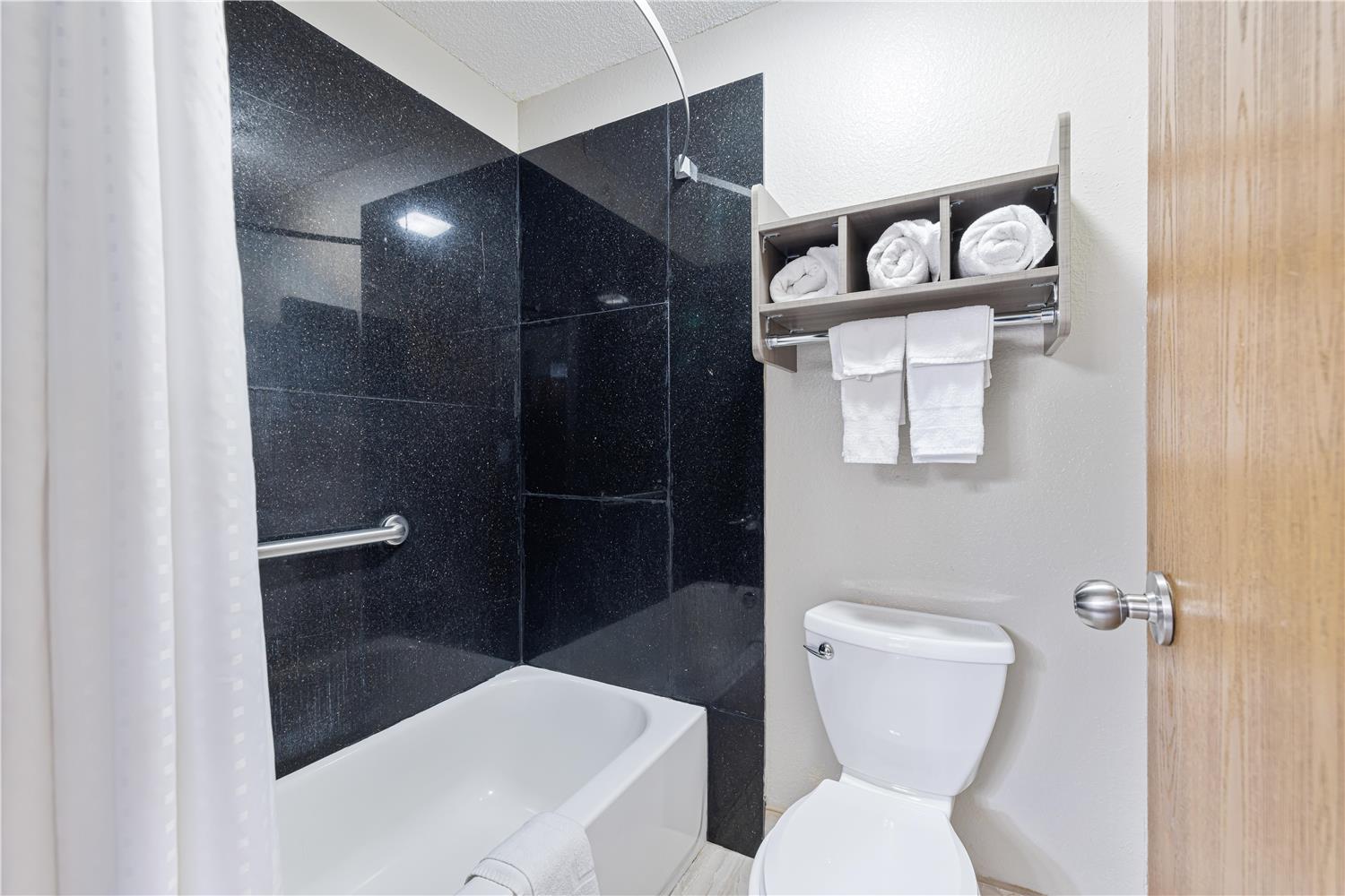 SureStay Plus by Best Western Kearney Liberty Nort 11/12