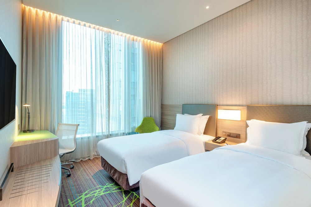 Specialty, Queen Bed