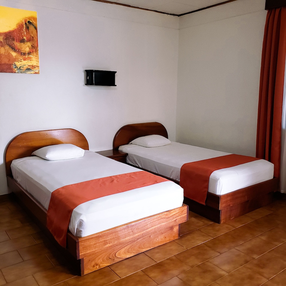 Plus, Standard, 2 Double Beds، San Bosco Inn 2/6