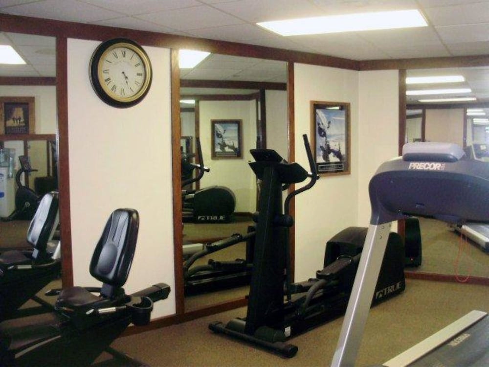 Quality Inn & Suites Searcy I-57 9/20