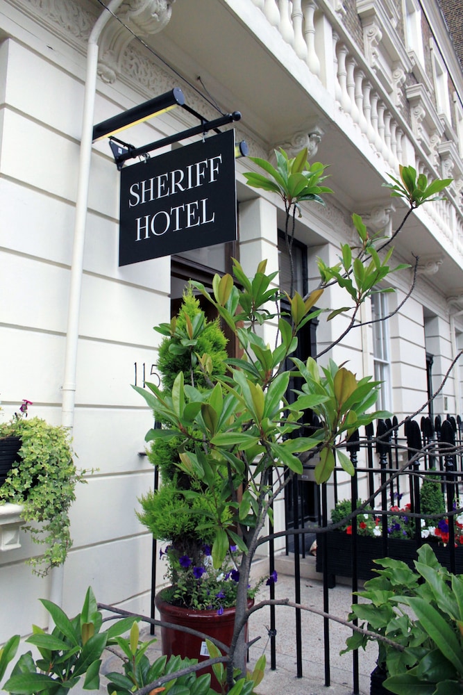 Sheriff Hotel 3/32
