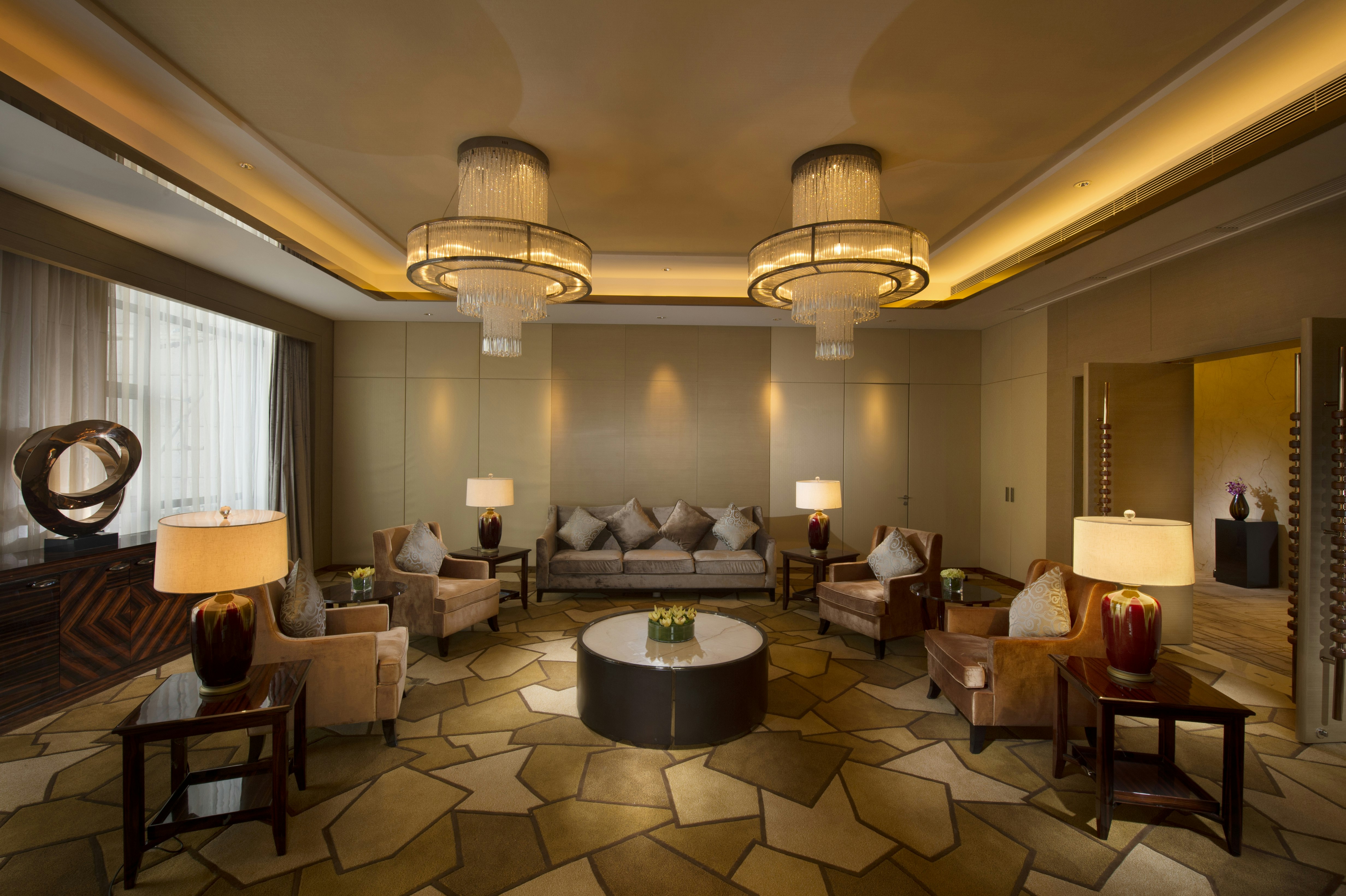 Hilton Zhongshan Downtown 52/74