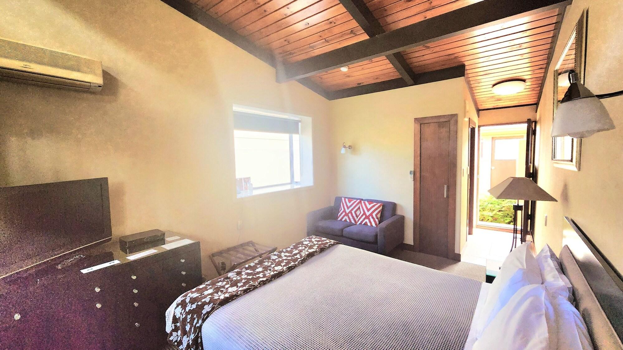 Studio, Courtyard Area