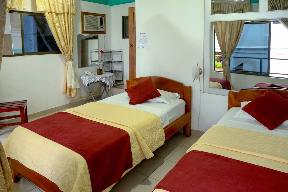 Hostal Sir Francis Drake 26/50