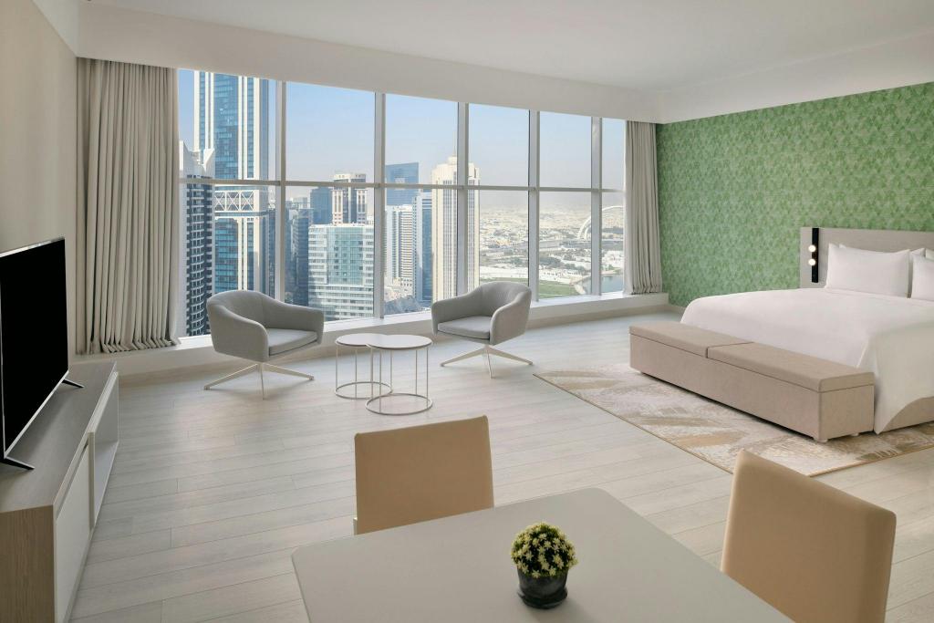 شقة كبيرة بسرير كينج وسريرين كينج بإطلالة على المدينة بـ3 غرف نوم، Element West Bay Doha 3/8