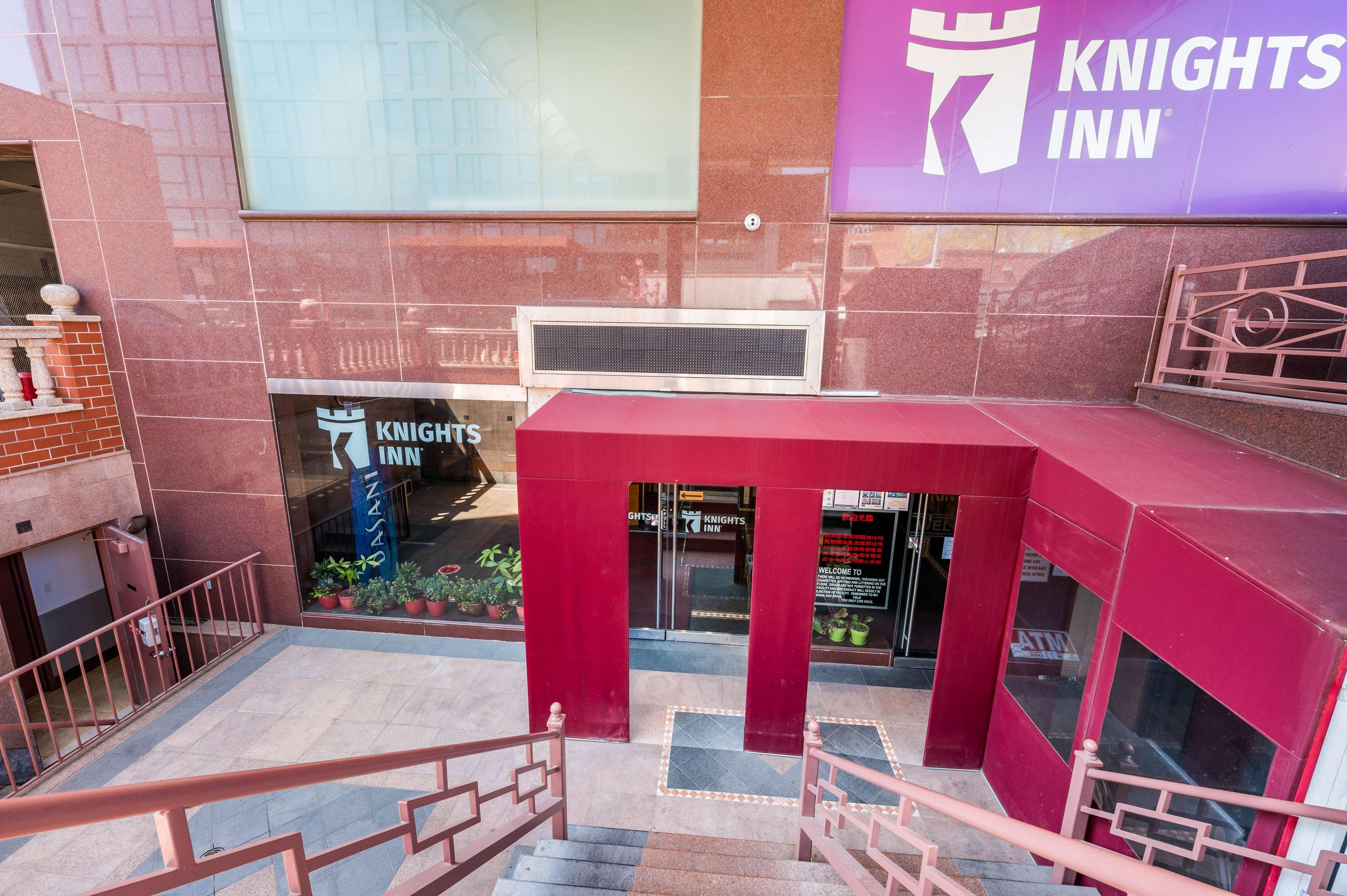 Knights Inn Brooklyn Sunset Park photo5