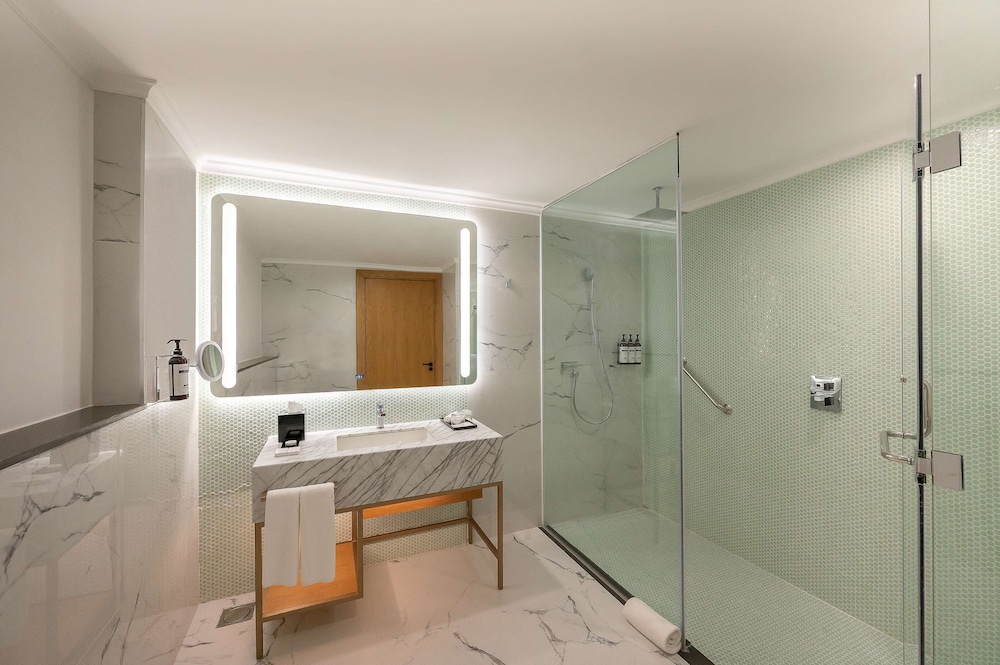 Hyatt Regency Nairobi Westlands 67/68